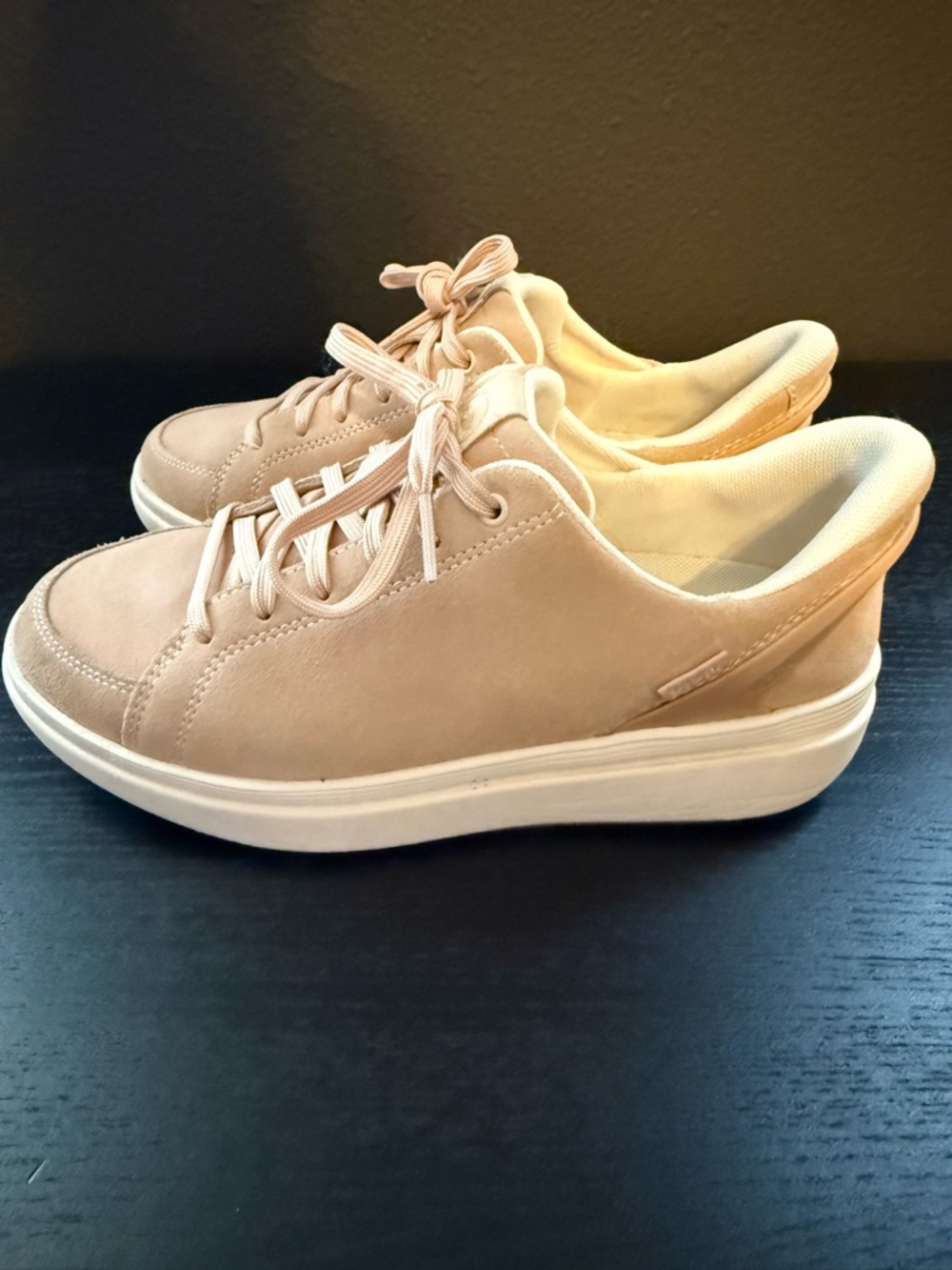 Kizik “Sydney” Suede Pop On  Sneaker